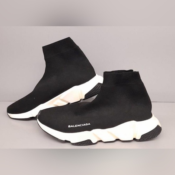 🛑 1 hour sale. Balenciaga, Speed Trainer Black and White Sneakers, 10 - Picture 1 of 9